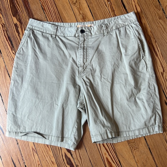 Quiksilver Men's Waterman Flat Front Shorts - Picture 1 of 5